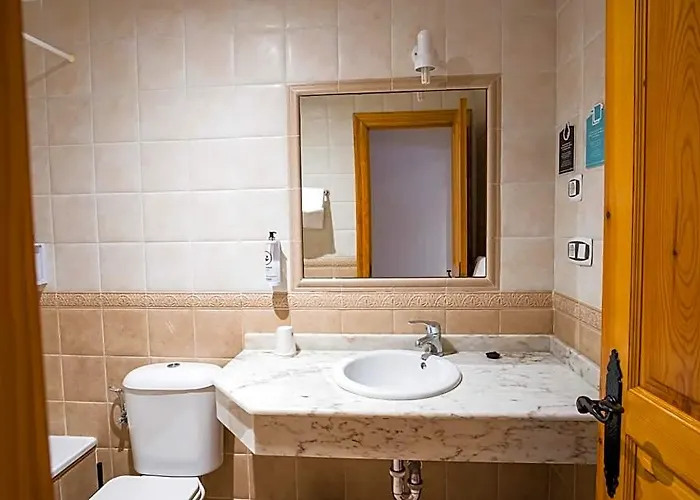 Hoteles en Novales