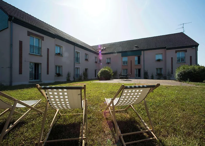 Nogent-le-Rotrou Hotels