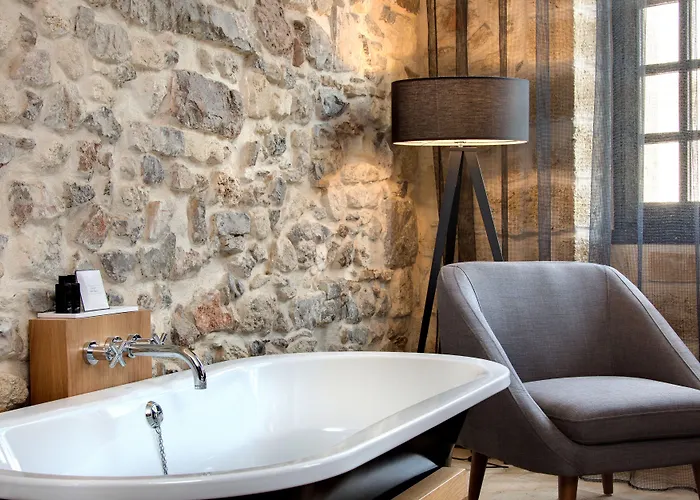 20 meilleurs Hôtels Spa à Aigues-Mortes pour une Escapade Relaxante