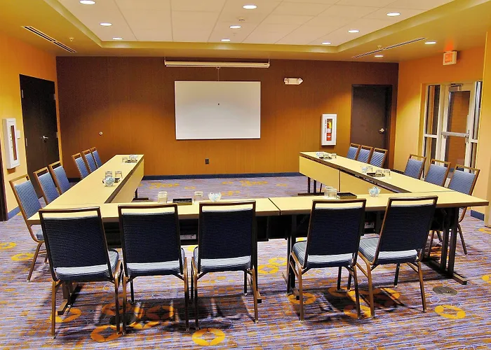 Courtyard By Marriott Columbus New Albany
