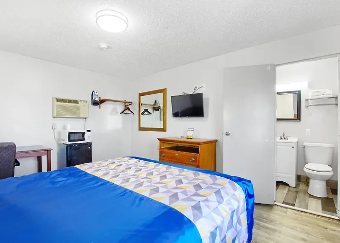 Adams Inn Dothan