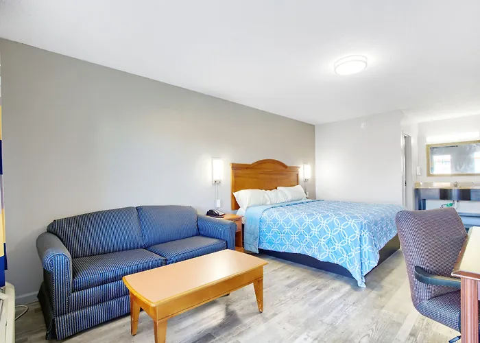 Adams Inn Dothan