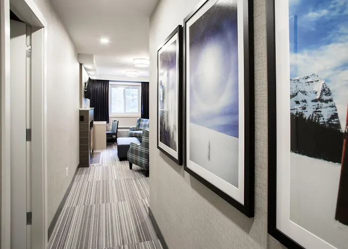 Hotels in Lake Louise