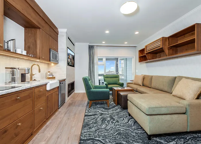 Best 5 Spa Hotels in Cannon Beach for a Relaxing Getaway