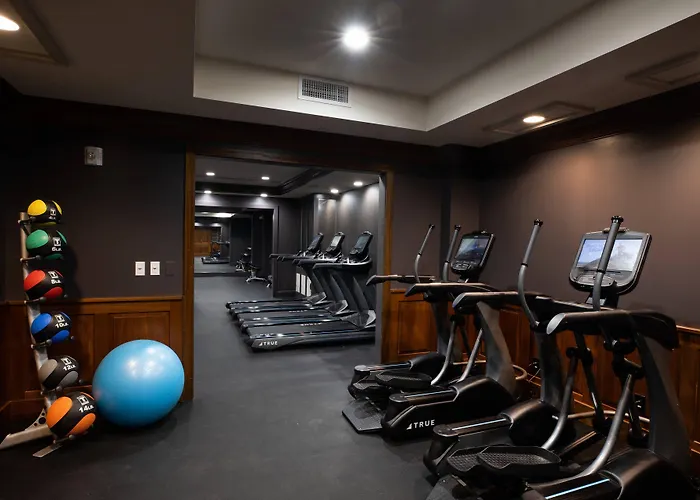 Ambassador Hotel Kansas City, Autograph Collection