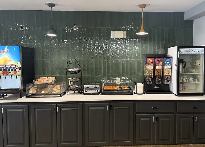 Expressway Suites Minot