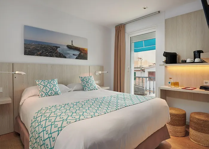 Colonia de Sant Jordi Hotels