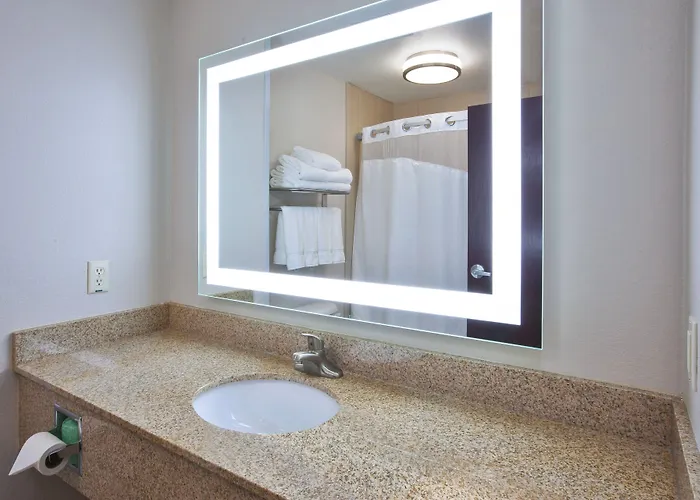 Niles Hotels