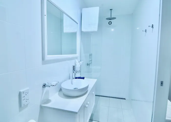 Coolum Beach Hotels