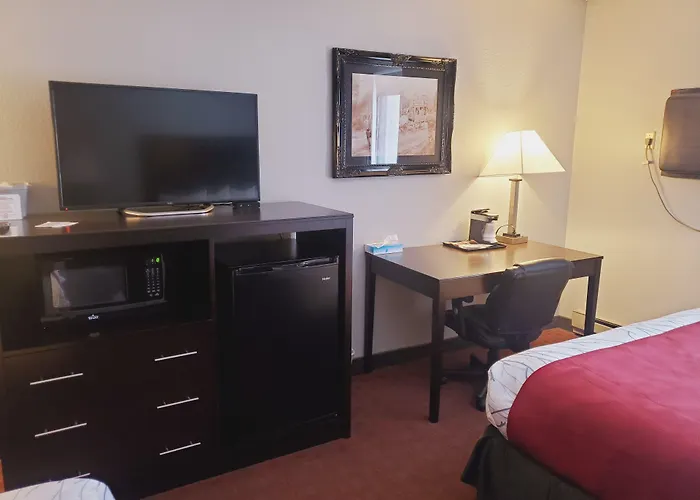 Blackstone Lodge And Suites Lead