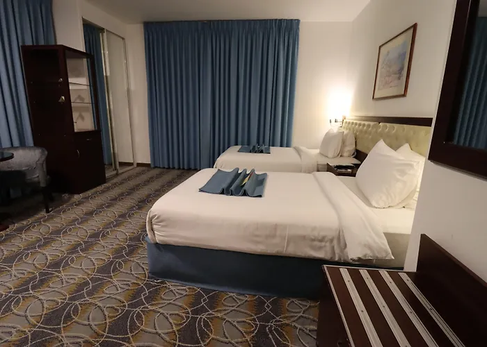 Larsa Hotel