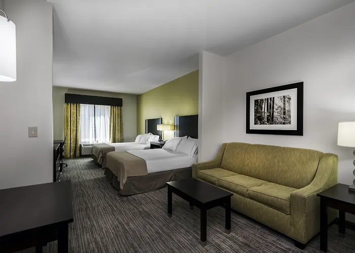 Holiday Inn Express Conway By Ihg
