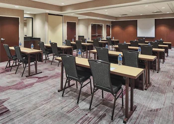 Bossier City Hotels With Pool