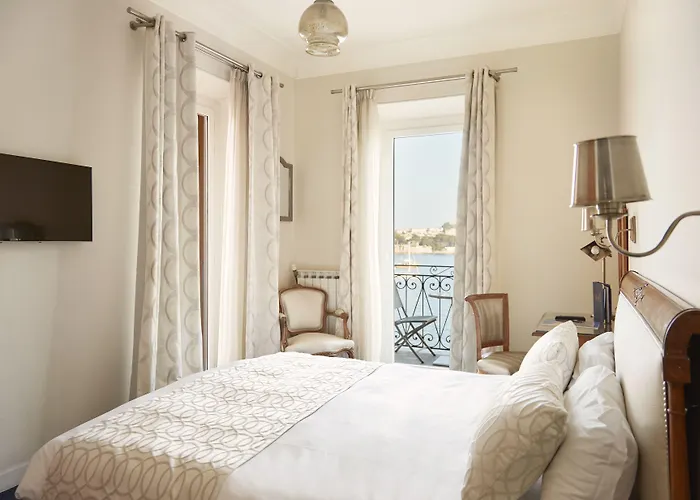 Villefranche-sur-Mer Hotels