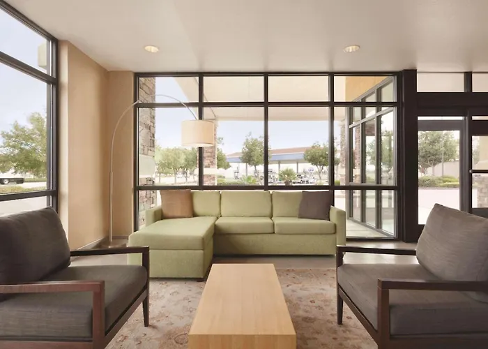 Dixon Hotels