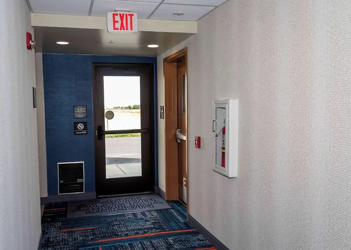 Riverton Hotels