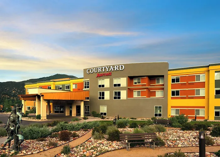 Courtyard By Marriott Glenwood Springs Hotel