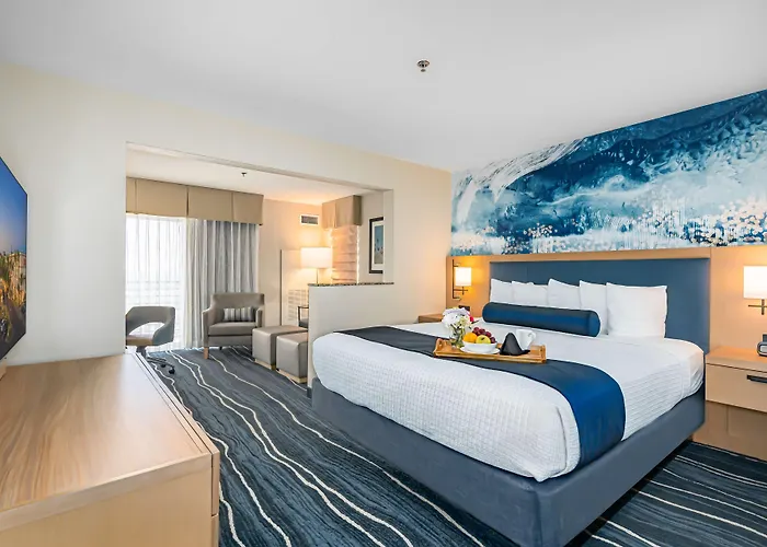 Best Western Plus Marina Gateway Hotel
