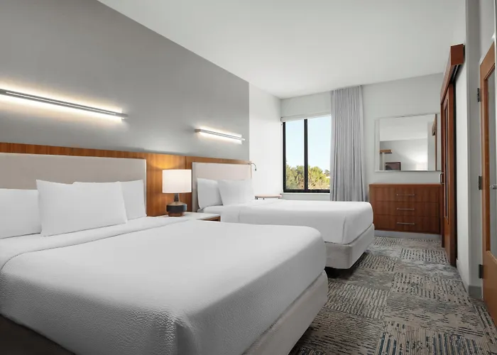 Irvine Boutique Hotels