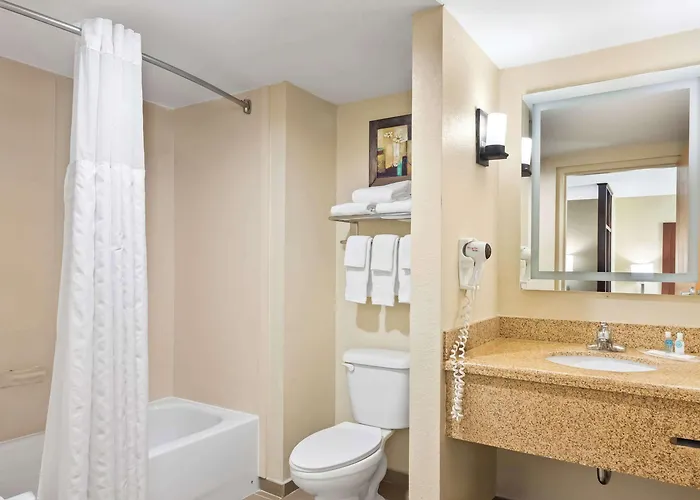 Gulfport Hotels
