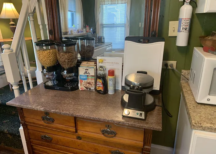 Bayberry House Bed And Breakfast Steubenville