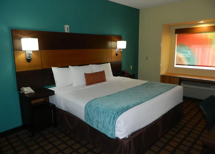 Enola Hotels