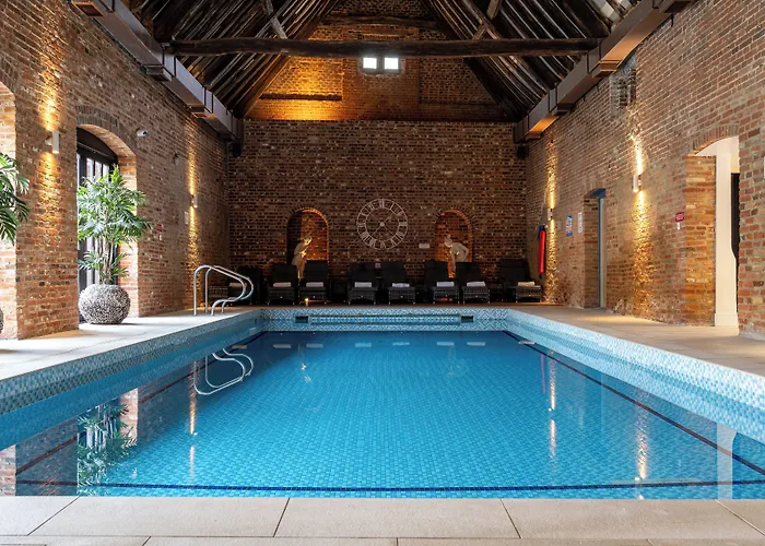 Woodbridge Hotels