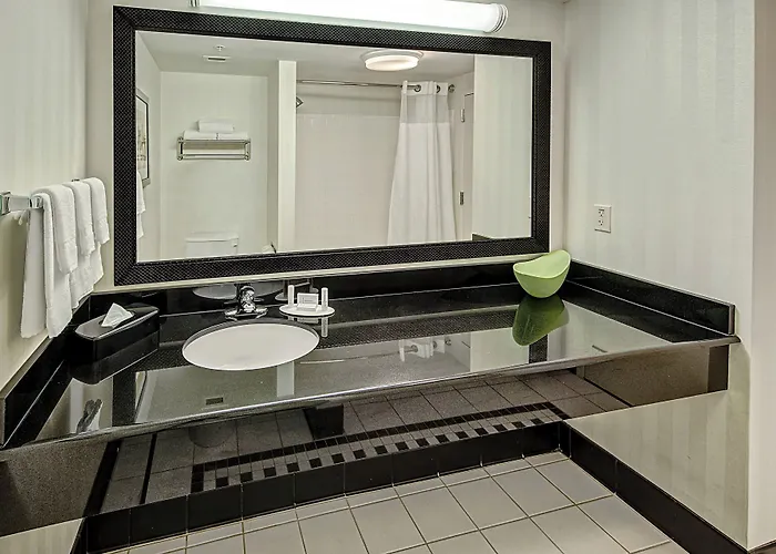 Fairfield Inn And Suites By Marriott Naples Golden Gate