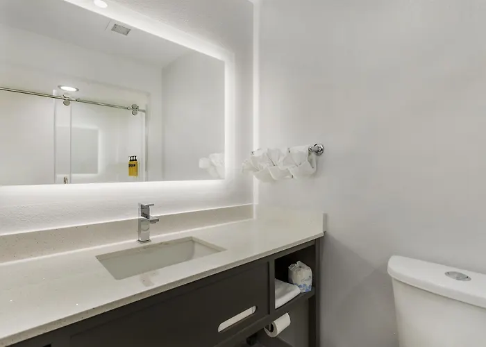 Yulee Hotels