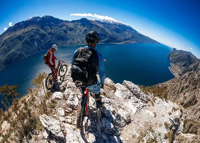 Hotel Santoni Freelosophy *** Torbole Sul Garda