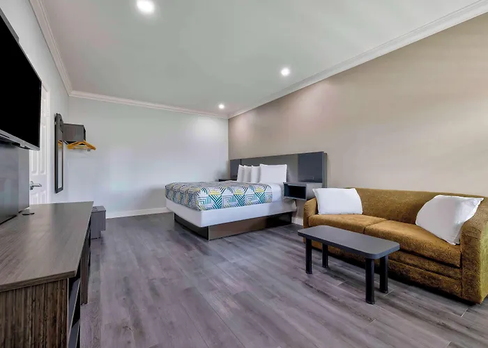 South Gate Hotels