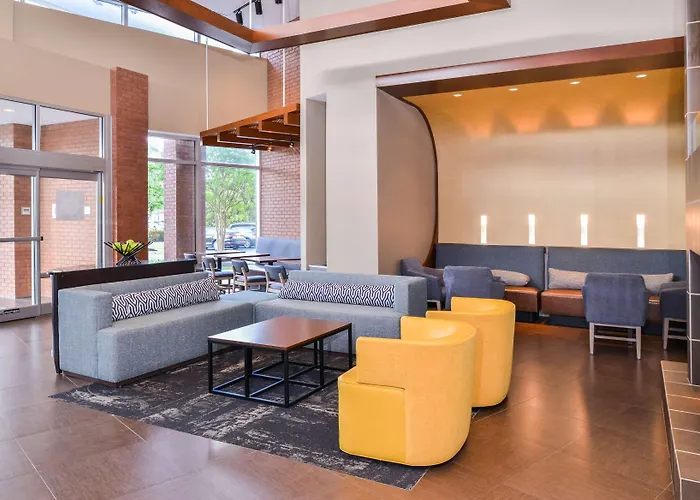 Hyatt Place Chesapeake