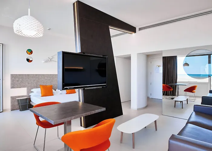 Senigallia Hotels With Pool