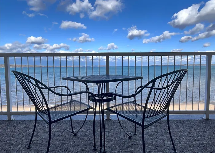 Pinestead Reef Resort