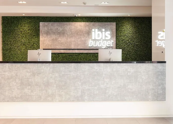 Ibis Budget Singapore Emerald