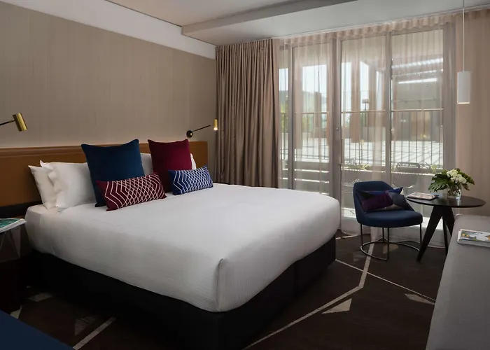 Campbelltown Hotels