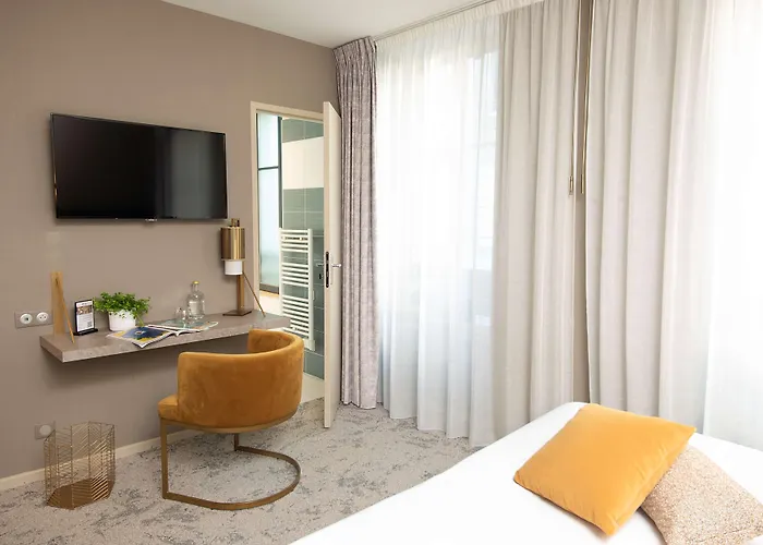 Hotels in Quimper