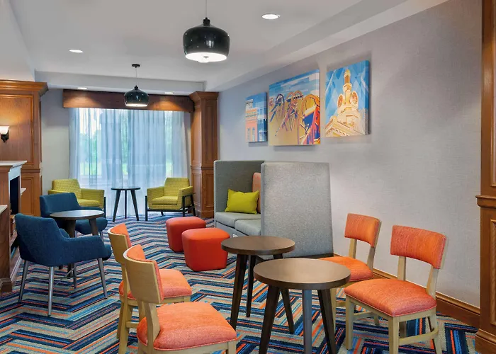 Hampton Inn & Suites Murfreesboro