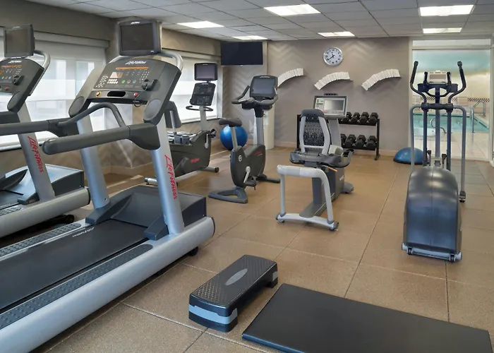 Residence Inn By Marriott Toronto Downtown / Entertainment District