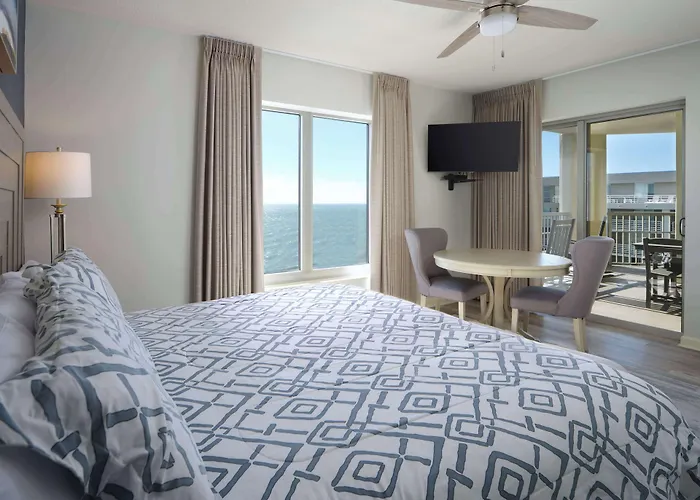 Royal Palms Apartment