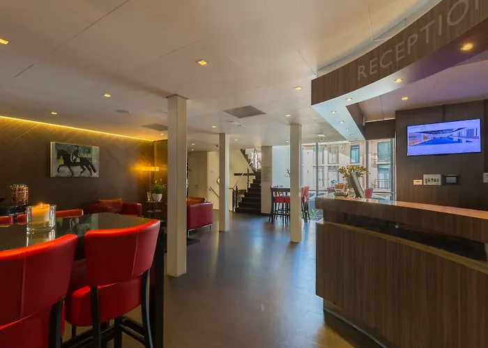 Hotels in Leende