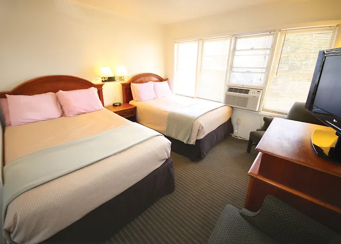 Oceanic Motel Ocean City