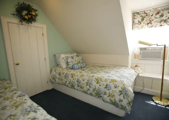 Parsonage Inn Bed And Breakfast Saint Michaels