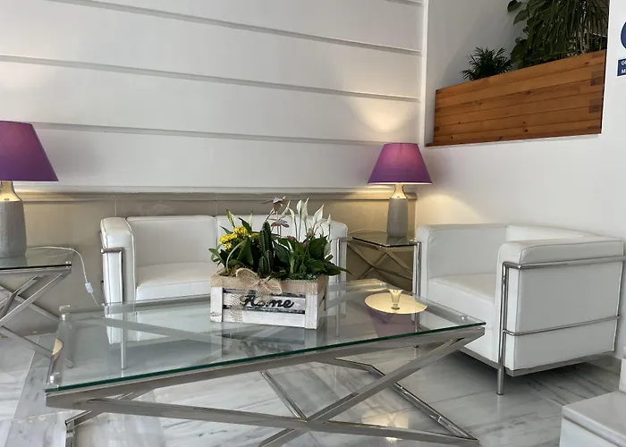 Hotel Plaza Cavana Nerja