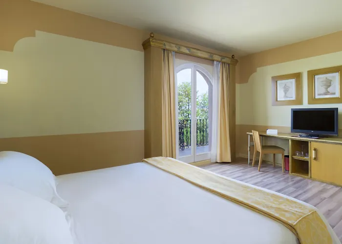Cabra Hotels
