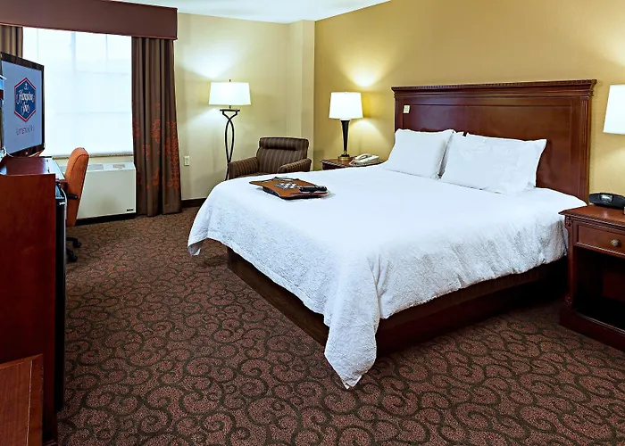 Littleton Hotels