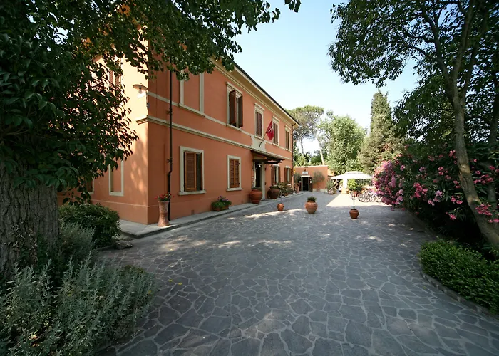 Hotel a Cascina (Pisa)