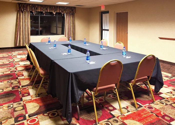 Holiday Inn Express Hotel & Suites Bowling Green By Ihg