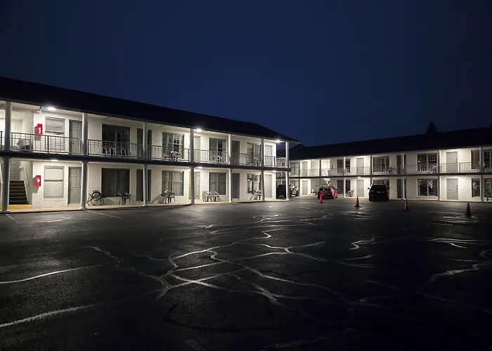 Continental Inn Cheboygan
