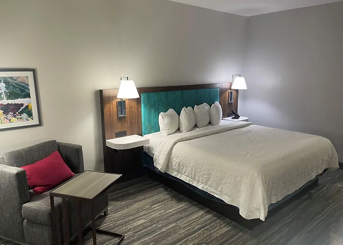 Robstown Hotels